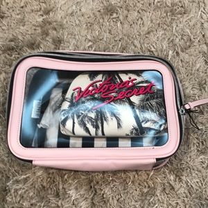 NWT- VS MakeUp Bag Set (3pcs)